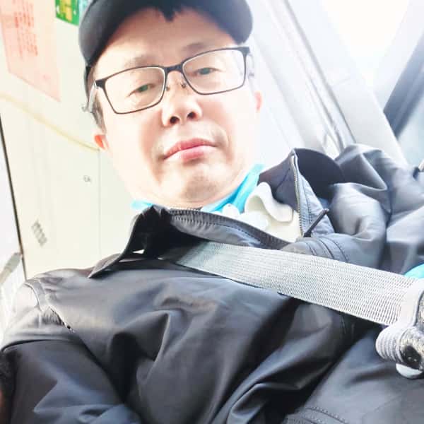 上海56岁单身帅哥真诚找对象-太原征婚相亲网