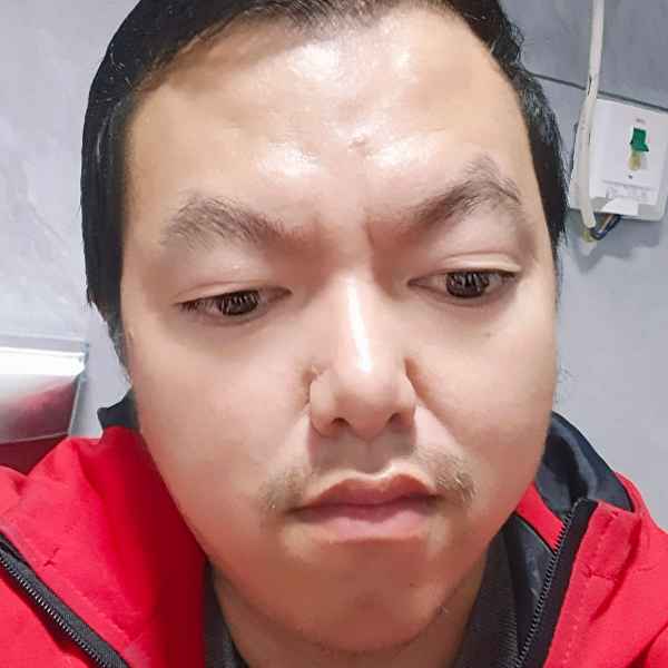 38岁岁江苏单身帅哥 - 太原吉缘网