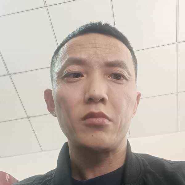 40岁岁四川单身帅哥 - 太原吉缘网