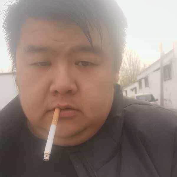 35岁岁山东单身帅哥 - 太原吉缘网