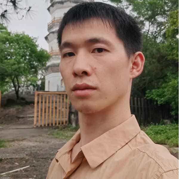 33岁岁四川单身帅哥 - 太原吉缘网