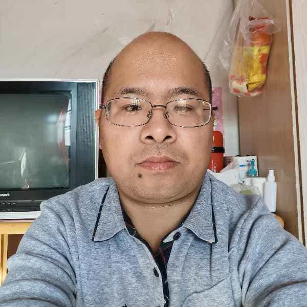 37岁岁山东单身帅哥 - 太原吉缘网