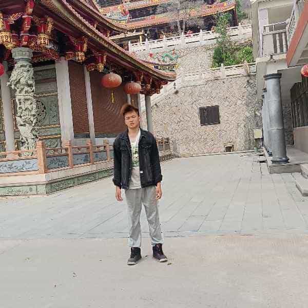 28岁岁江西单身帅哥 - 太原吉缘网