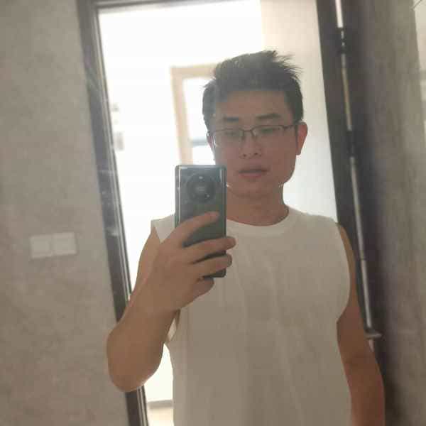 39岁岁广东单身帅哥 - 太原吉缘网
