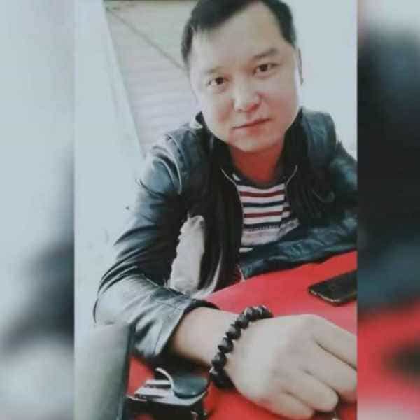 40岁岁湖南单身帅哥 - 太原吉缘网