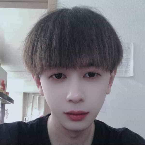 31岁岁浙江单身帅哥 - 太原吉缘网